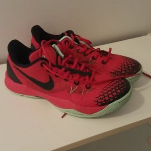 Nike Zoom Kobe Venom Venomenom 4